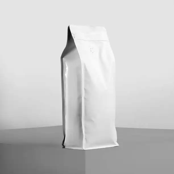 quad-seal-coffee-packaging-pouch