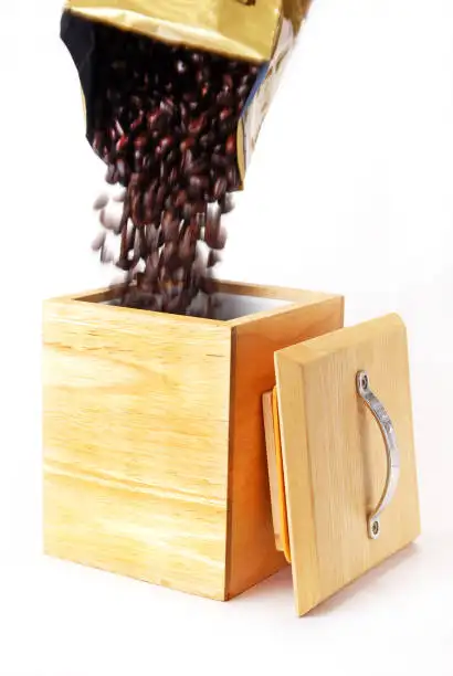 coffee-box-with-spout-bulk-